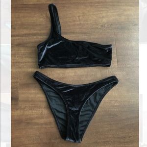 Triangl Bikini | Black Velvet One Shoulder